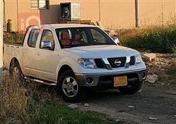 نيسان نافارا